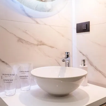 Διαμέρισμα Sky - Free Parking *