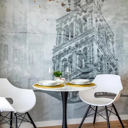 Sky - Free Parking Apartment Split